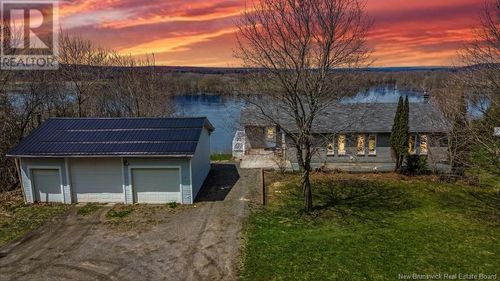 32 Eagle Crt, Island View, NB, E3E2G7 | Card Image