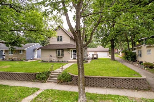 504 W Laurel St, Fergus Falls, MN, 56537-1936 | Card Image