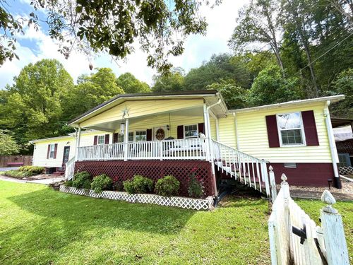 52 Access Rd, Pineville, KY, 40977-8281 | Card Image
