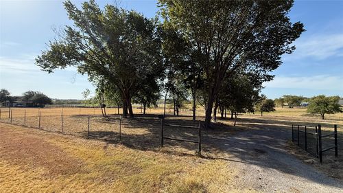 112 Brentwood Ln, Haslet, TX, 76052-4049 | Card Image