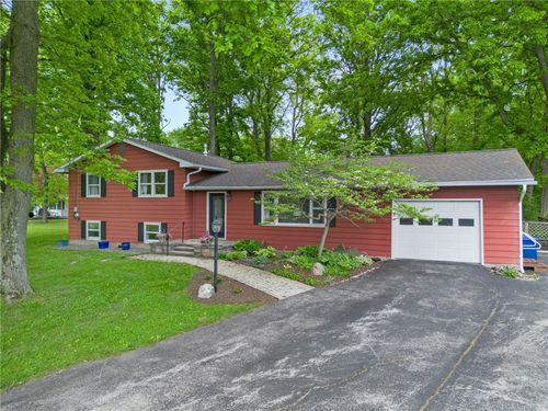 3057 N Triphammer Rd, Lansing, NY, 14882-8928 | Card Image