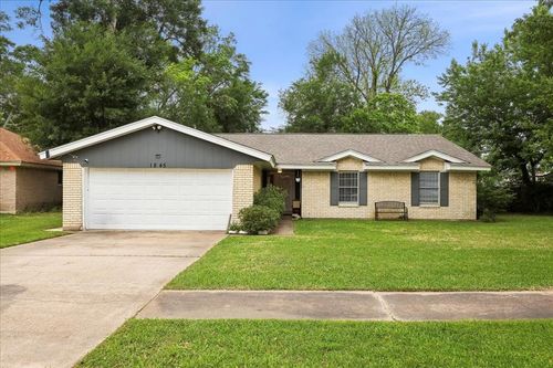 1845 King Arthur Ct, Orange, TX, 77630-3038 | Card Image