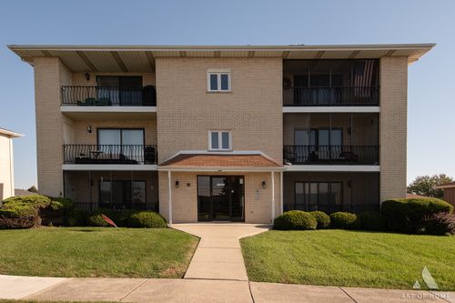 2s-17037 Grissom Dr, Tinley Park, IL, 60477-3279 | Card Image