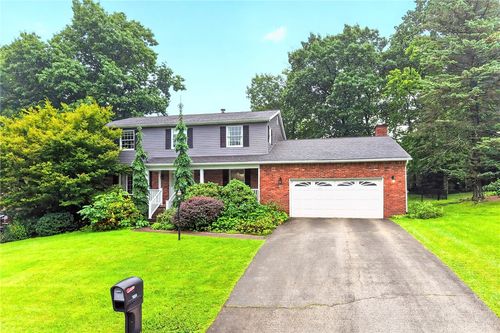 1502 Woodview Dr, Greensburg, PA, 15601-3739 | Card Image