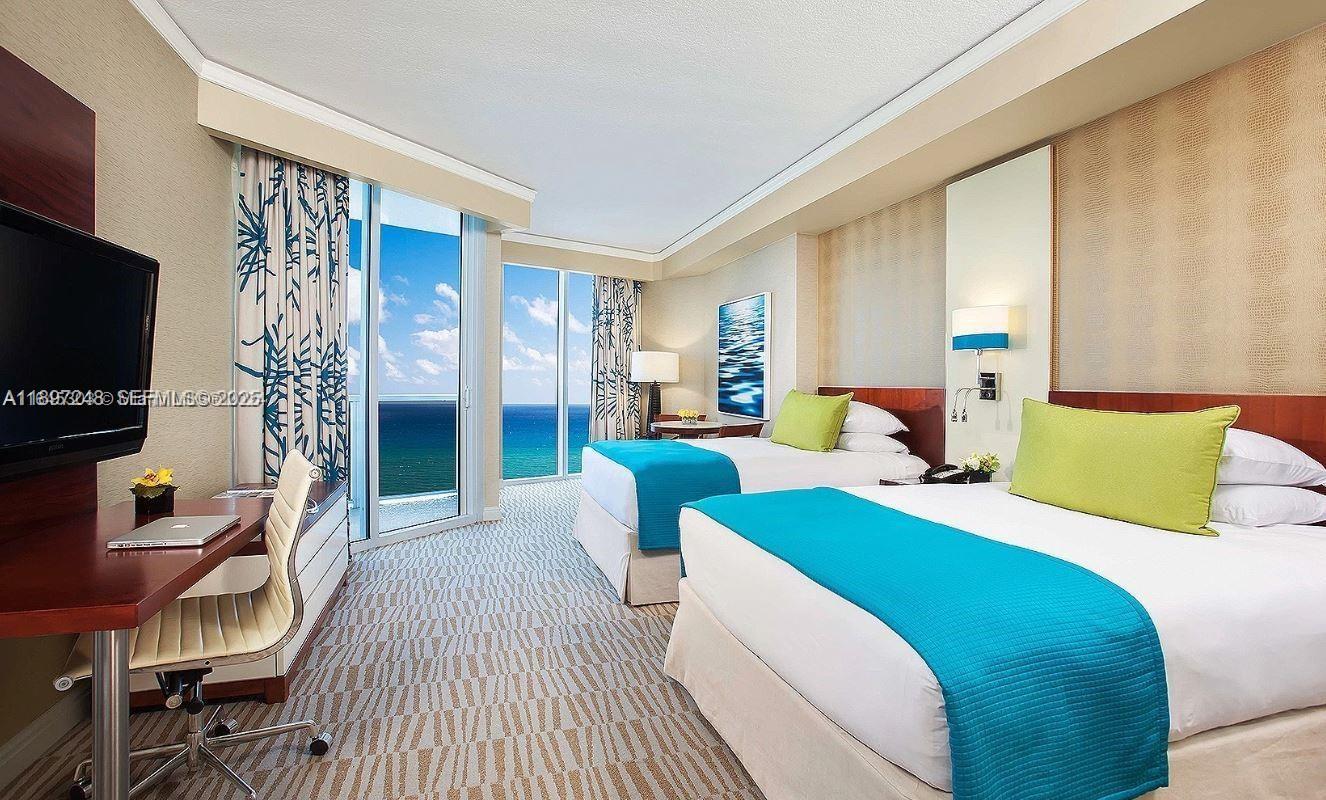 Residential in Sunny Isles Beach 5