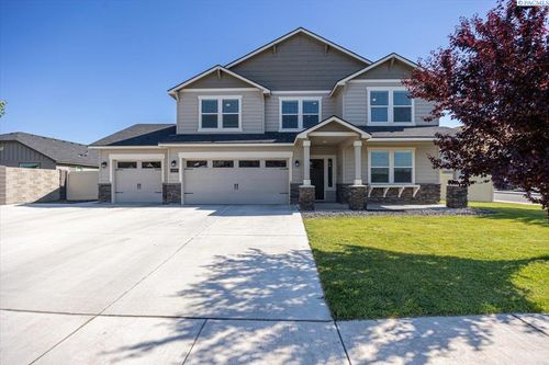 3909 Curtis Dr, West Richland, WA, 99353 | Card Image
