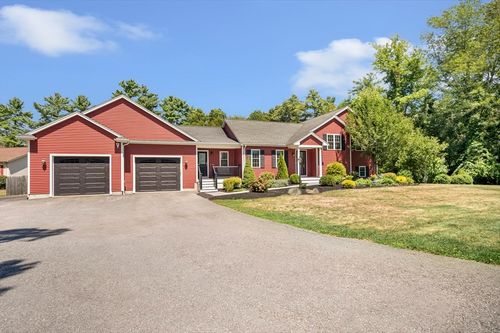 135 County St, Lakeville, MA, 02347-1853 | Card Image