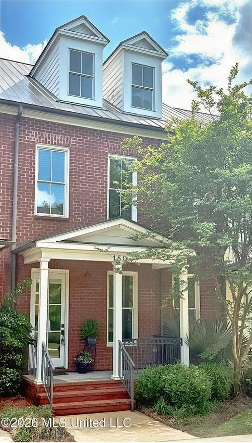 180 Harper St, Ridgeland, MS, 39157-8674 | Card Image