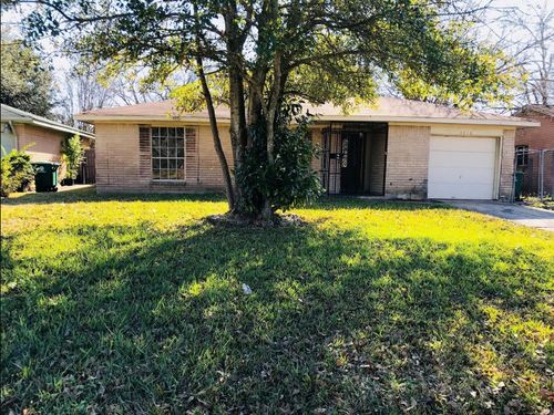 5410 Greylog Dr, Houston, TX, 77048-1732 | Card Image