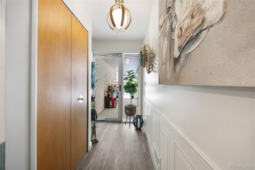 10110 Balfour Ave, Allen Park, MI, 48101-1226 | Card Image