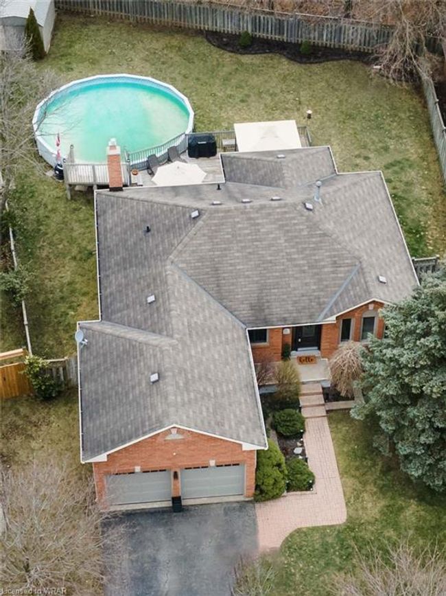 10 Simone Pl, House other with 3 bedrooms, 3 bathrooms and 6 parking in Ayr ON | Image 6