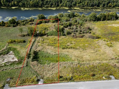 114 Hineman St, Kingston, ON, K7L0G2 | Card Image