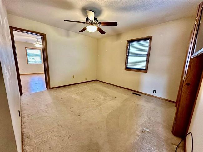 100 S Cherry St, House other with 4 bedrooms, 2 bathrooms and null parking in Clearmont MO | Image 18