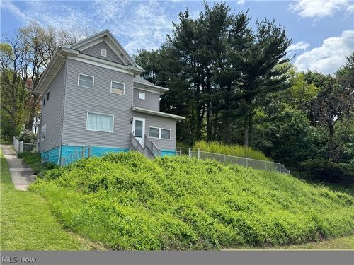 1126 Jennings Ave, East Liverpool, OH, 43920-2724 | Card Image