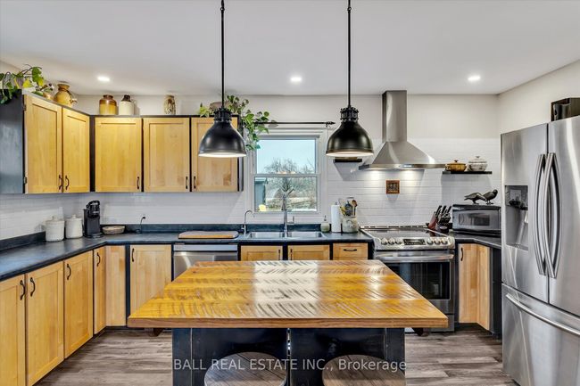851 Kimberly Dr, House other with 3 bedrooms, 3 bathrooms and 8 parking in Ennismore ON | Image 26
