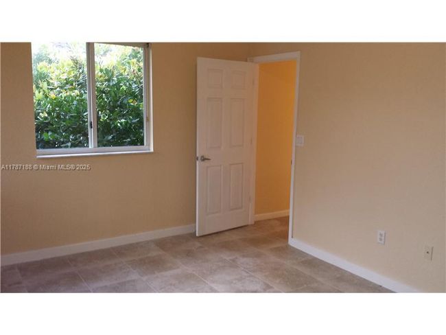 APT-819 - 21205 Nw 14 Th Pl, Townhouse with 3 bedrooms, 3 bathrooms and null parking in Miami Gardens FL | Image 8