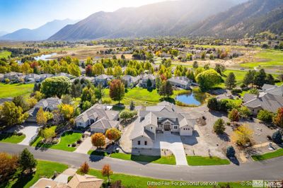 2431 Genoa Aspen Drive, House other with 4 bedrooms, 4 bathrooms and null parking in Genoa NV | Image 2