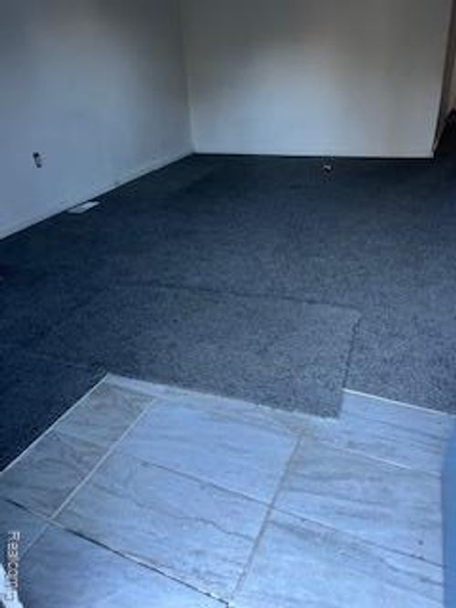 17830 Orleans St, Detroit, MI, 48203-2434 | Card Image