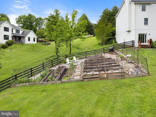 5722 Pond View Ln, House other with 4 bedrooms, 4 bathrooms and null parking in Broad Run VA | Image 81