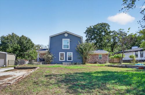 416 Cedarwood St, Azle, TX, 76020-2142 | Card Image