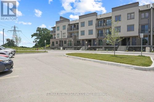 36-370 Fisher Mills Rd, Cambridge, ON, N3C0G8 | Card Image