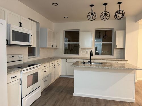 5044 S Old 3c Hwy, Westerville, OH, 43082-9249 | Card Image