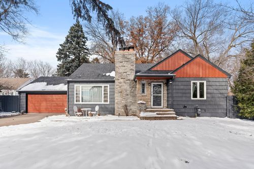 345 Capitol View Ave, Roseville, MN, 55113-4726 | Card Image