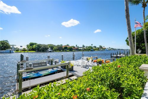 111 Springline Dr, Vero Beach, FL, 32963-2939 | Card Image