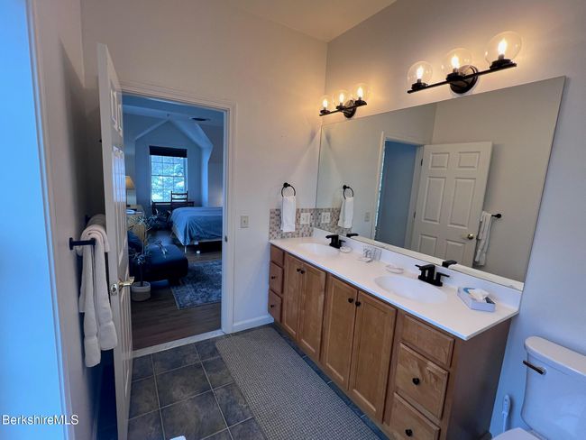 843 - 37 Corey Rd, Condo with 2 bedrooms, 2 bathrooms and 1 parking in Hancock MA | Image 19