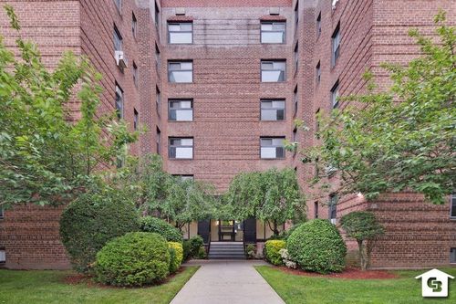 apt-5a-2209 Knapp St, Brooklyn, NY, 11229-5711 | Card Image