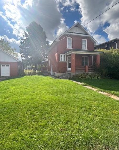 201 Norfolk St, Stratford, ON, N5A3Z1 | Card Image