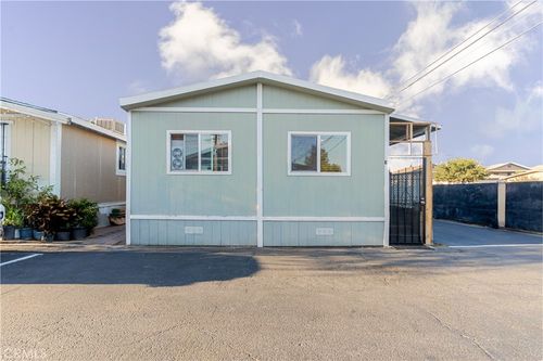 spc-e1-15325 Orange Ave, Paramount, CA, 90723-3896 | Card Image