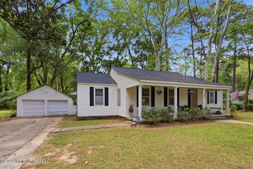 404 Colonial Circle, Jackson, MS, 39211 | Card Image