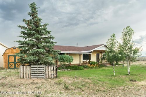 48 E Fork Big Sandy, Boulder, WY, 82923 | Card Image