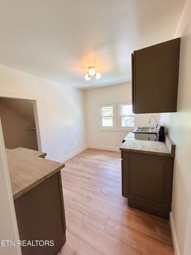 2 - 3500 Sevier Ave, House other with 3 bedrooms, 1 bathrooms and null parking in Knoxville TN | Image 7