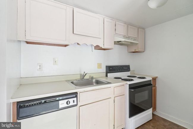 APT-301 - 11400 Washington Plz W, Condo with 0 bedrooms, 1 bathrooms and null parking in RESTON VA | Image 12