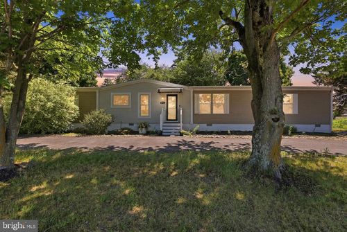 12421 N Old State Rd, ELLENDALE, DE, 19941-2813 | Card Image