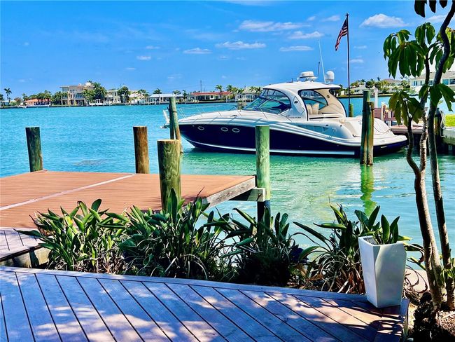 530 59 Th Ave, House other with 2 bedrooms, 2 bathrooms and null parking in ST PETE BEACH FL | Image 25