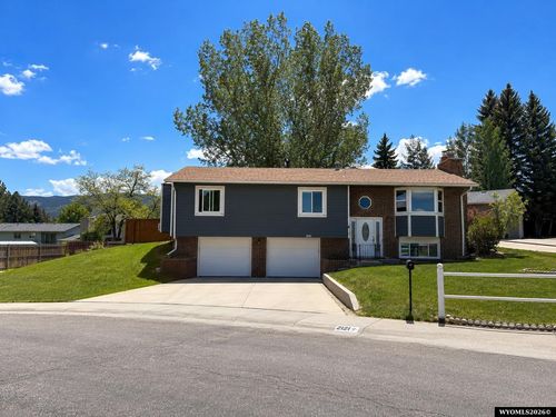 2121 Valcaro Rd, Casper, WY, 82604-4914 | Card Image