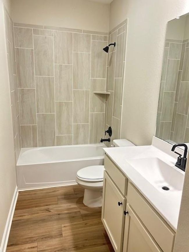 926 Whispering Winds Dr, House other with 4 bedrooms, 2 bathrooms and 2 parking in Beasley TX | Image 11