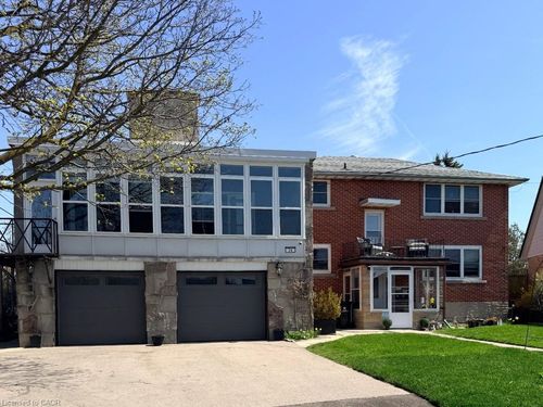 5-34 Burn Pl, Kitchener, ON, N2M1Y9 | Card Image