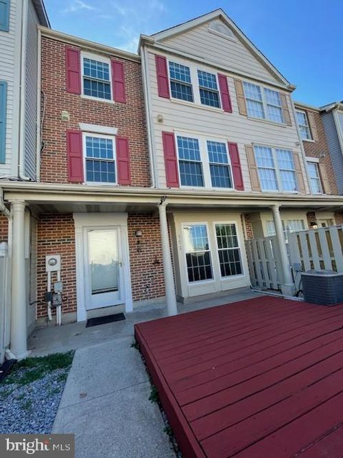 572 Cascade Way, FREDERICK, MD, 21703-6240 | Card Image