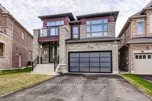 49 Bowline Vista, Holland Landing, ON, L9N0W2 | Card Image