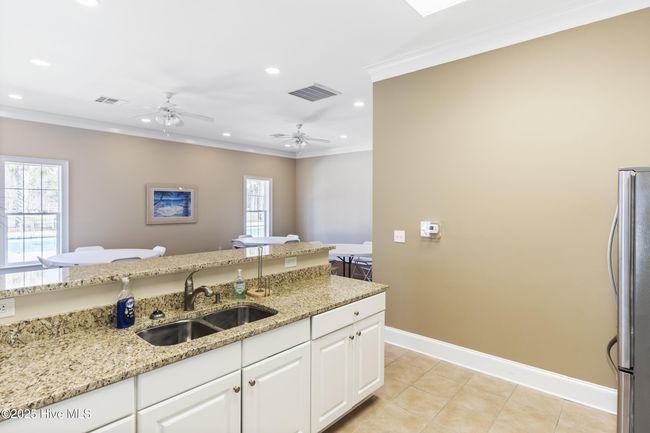 Clubhouse Kitchen | Image 43