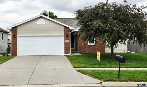 6410 Cornflower Drive, Lincoln, NE, 68504 | Card Image