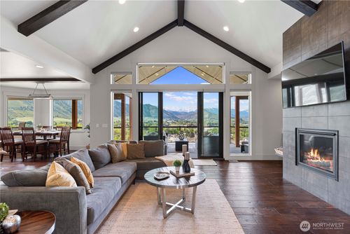 106 Mt Cashmere Pl, Cashmere, WA, 98815-5600 | Card Image