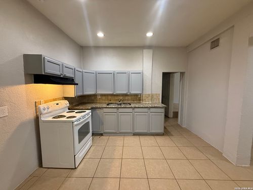 1-351 Cortez Ave, San Antonio, TX, 78237-2930 | Card Image