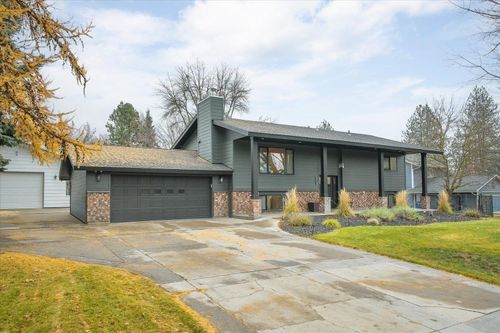 513 E Silver Pines Ct, Colbert, WA, 99005-9330 | Card Image