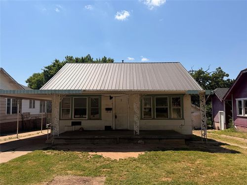211 Jefferson St, Seminole, OK, 74868-3136 | Card Image