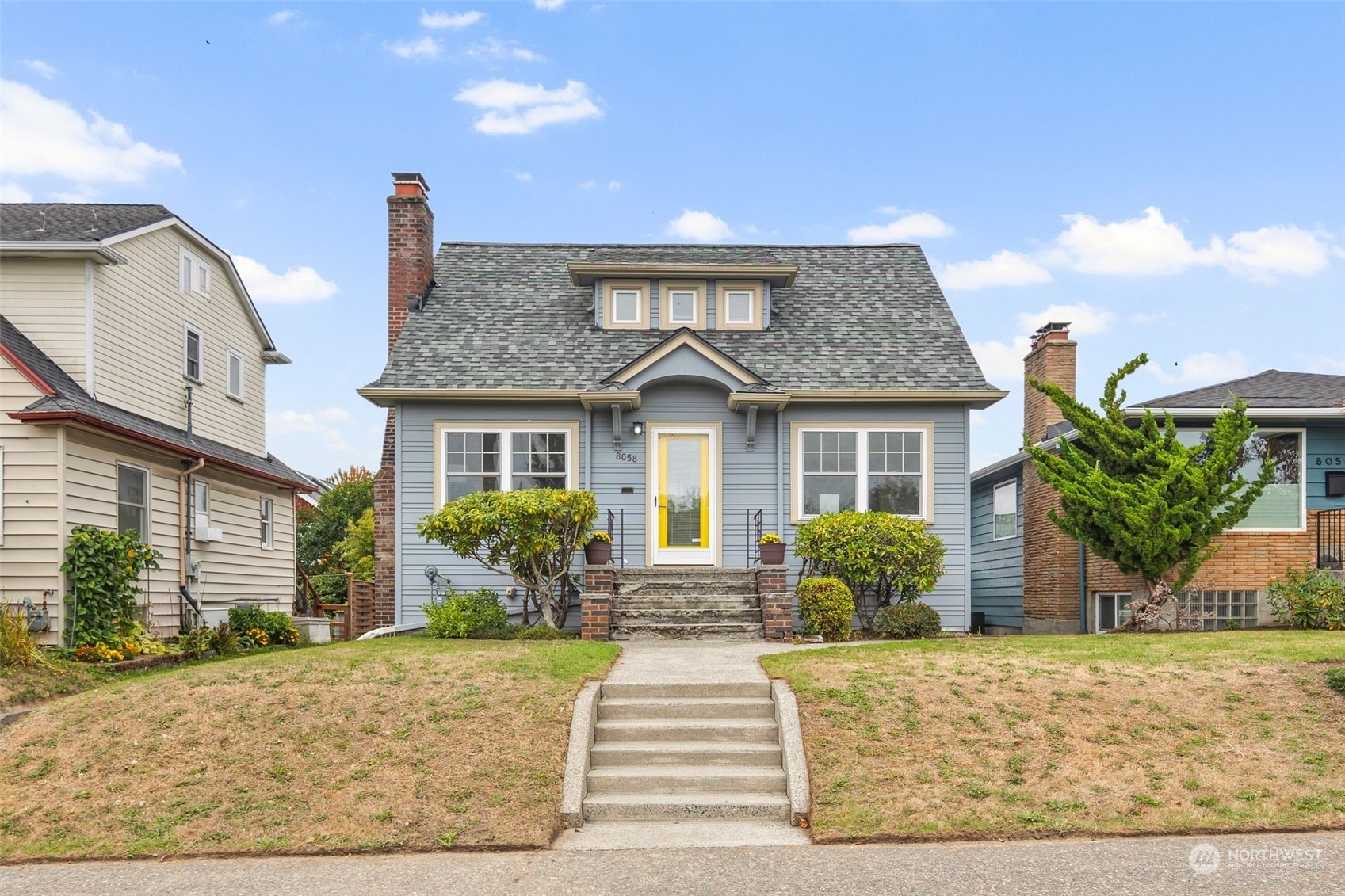 28th Ave, Seattle, WA 98117